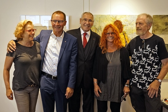 Christiane Schedelgarn, Bürgermeister Geil, Kreispräsident Tiemann, Karin Baum und Arthur Mathiesen vom Haderslev Kunstforening